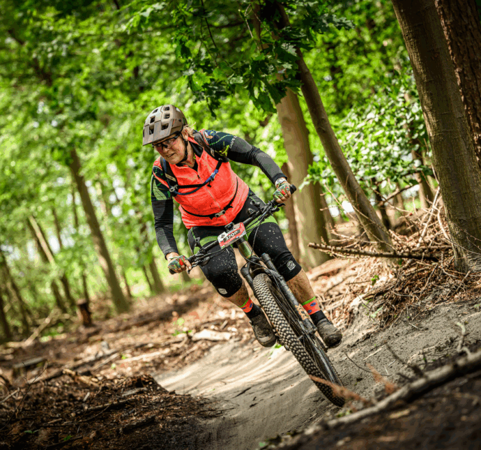 Foto Joke op Mountainbike