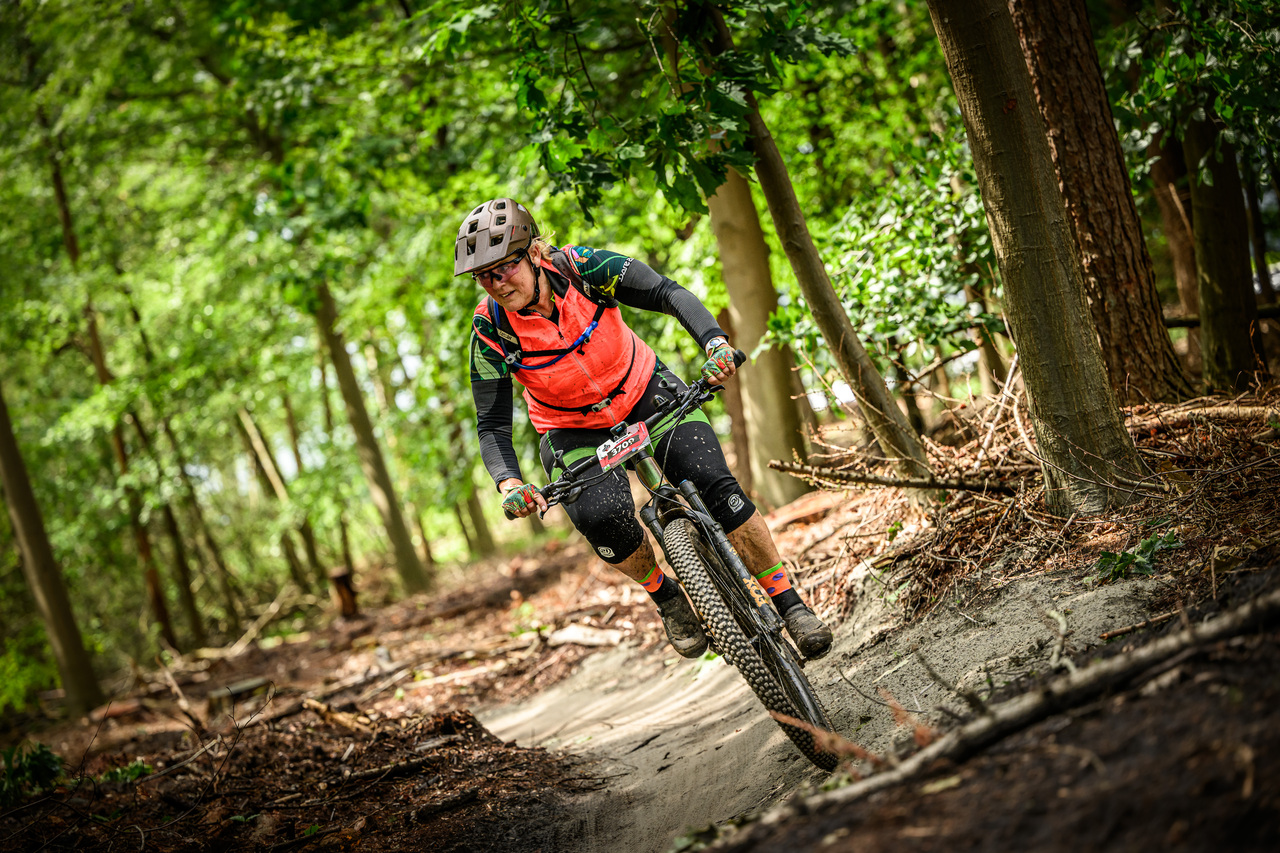 Foto Joke op Mountainbike